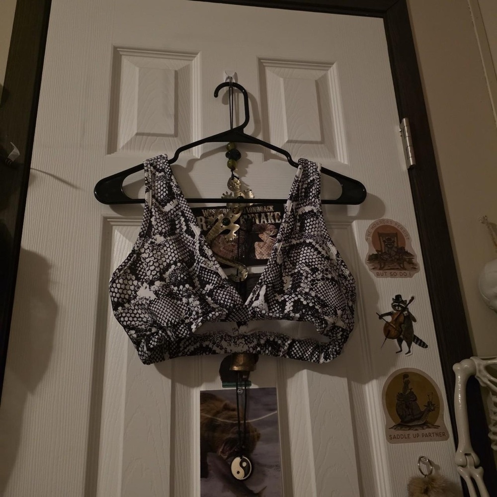PrettyLittleThing Black & White Snake Print Bralette Crop Top